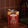 Carnilove Dog Crunchy Ostrich with Blackberries 200 g - Pamlsky pro psy